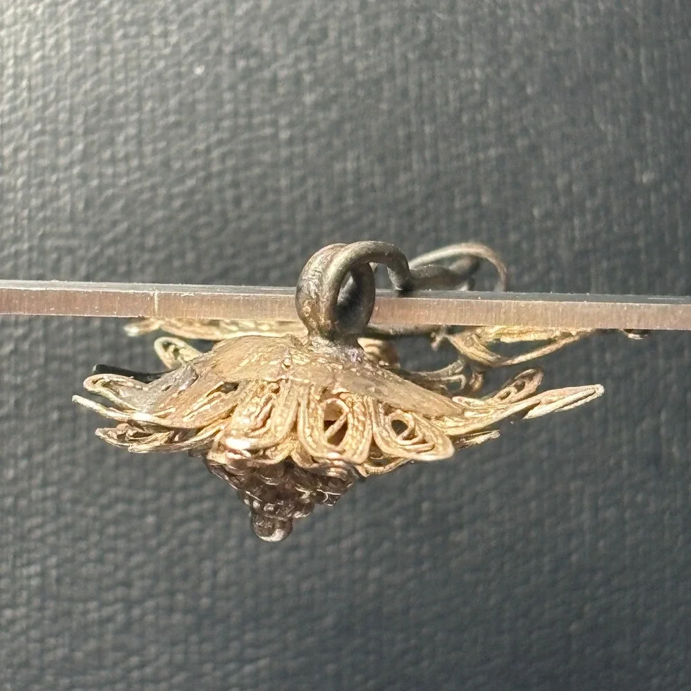 Brooch Silver Vintage Italy Filigree Flower Floral Leaf Pin 1.5 Inch